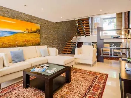 Villa Sleeps 6 Pool Air Con T607849 Vale do Lobo