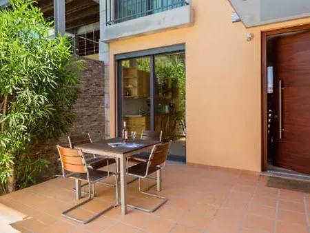 Sleeps 6 Pool Air Con T607849 *